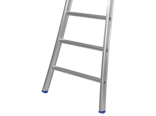 Enkele ladder uitgebogen