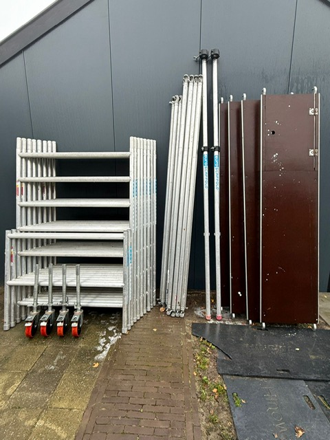 Rolsteiger 135x250x10.2 werkhoogte